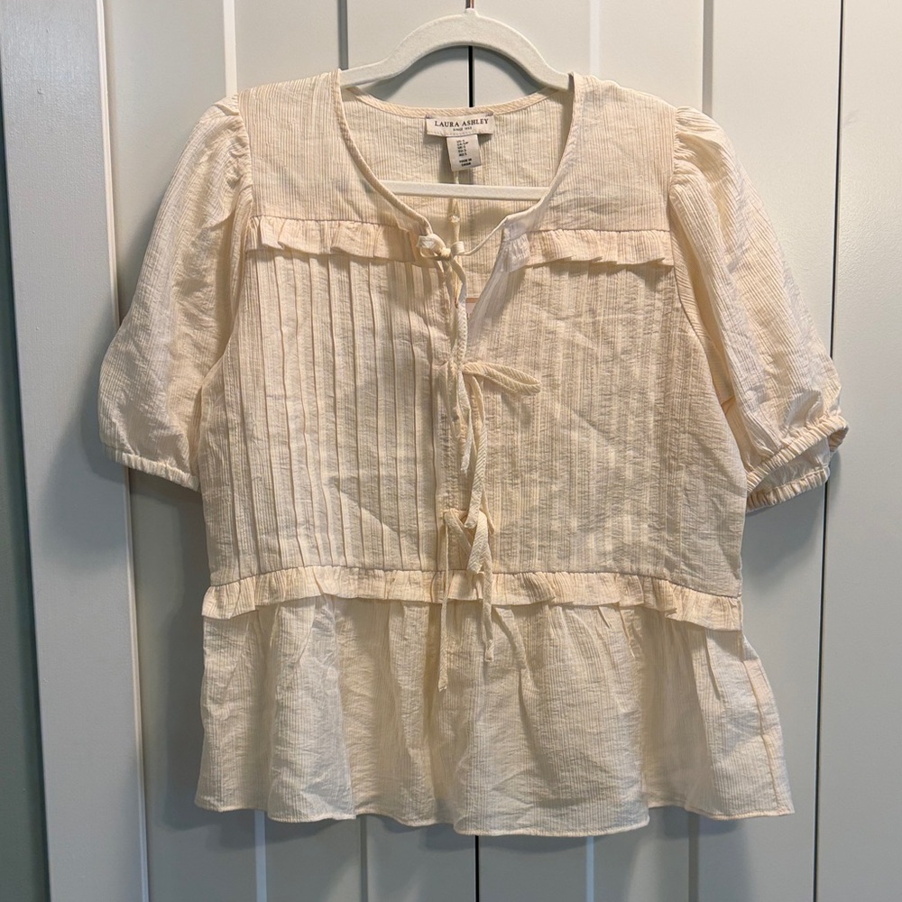 NWT Laura Ashley Soft Cream Pintuck Tie-Front Peasant Blouse, Sz Small